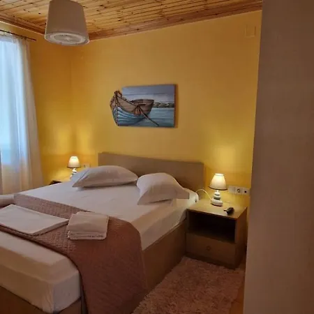 Holiday home Harcons